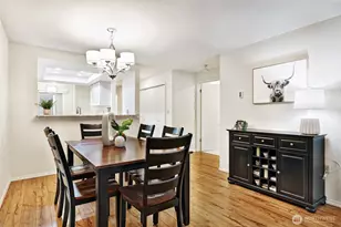 823 N 161st Pl, Shoreline, WA 98133 - Photo 8