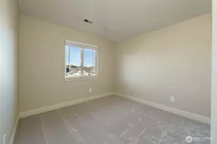 16915 SE 6th St, Vancouver, WA 98684 - Photo 30