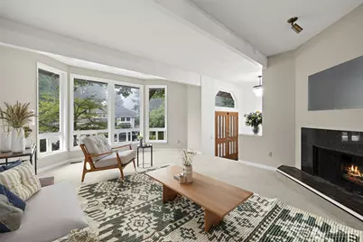 4626 159th Avenue SE, Bellevue, WA 98006 - Photo 4