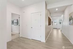 12819 8th Ave E, Tacoma, WA 98445 - Photo 14