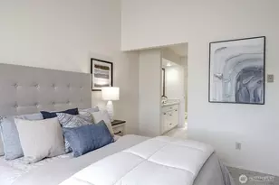 7 Lake Bellevue Dr, Bellevue, WA 98005 - Photo 26