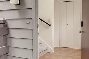 7 Lake Bellevue Dr, Bellevue, WA 98005 - Photo 2