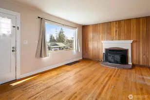 11737 N Park Ave N, Seattle, WA 98133 - Photo 10