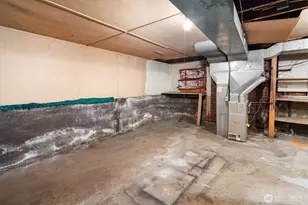 11737 N Park Ave N, Seattle, WA 98133 - Photo 24