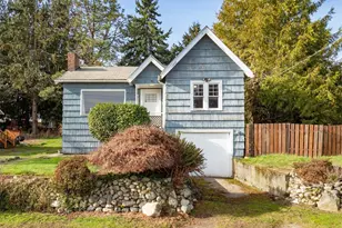 11737 N Park Ave N, Seattle, WA 98133 - Photo 2