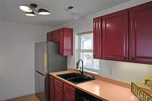 22472 SE Highland Cir, Issaquah, WA 98029 - Photo 4