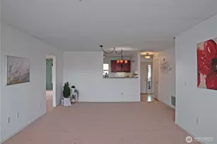 22472 SE Highland Cir, Issaquah, WA 98029 - Photo 10