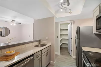 14404 NE 31st Street #K105, Bellevue, WA 98007 - Photo 12