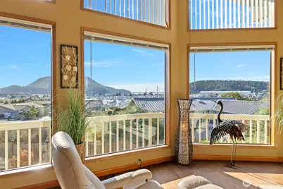 5115 Kingsway, Anacortes, WA 98221 - Photo 6