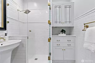 615 Boren Ave, Seattle, WA 98104 - Photo 22