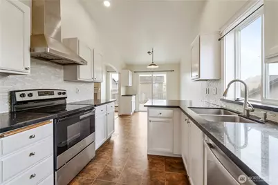 4530 South 79th Street, Tacoma, WA 98409 - Photo 8