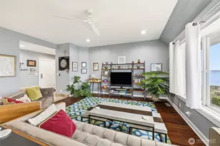 23001 Marine View Dr S, Des Moines, WA 98198 - Photo 4