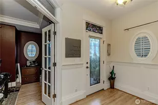 1829 SE 8th Pl, Renton, WA 98057 - Photo 2