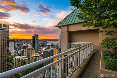 819 Virginia Street #3206, Seattle, WA 98101 - Photo 22