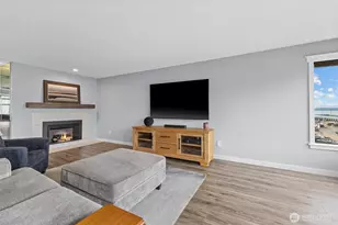 601 S 227th St, Des Moines, WA 98198 - Photo 4