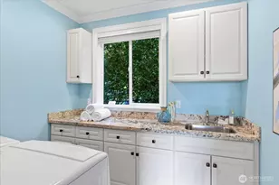 17134 Talbot Rd, Edmonds, WA 98026 - Photo 34