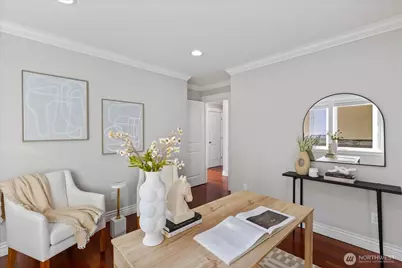 17134 Talbot Road, Edmonds, WA 98026 - Photo 32