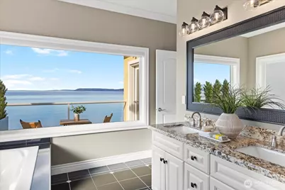 17134 Talbot Road, Edmonds, WA 98026 - Photo 14