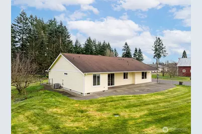 18647 Joselyn Street SW, Rochester, WA 98579 - Photo 4