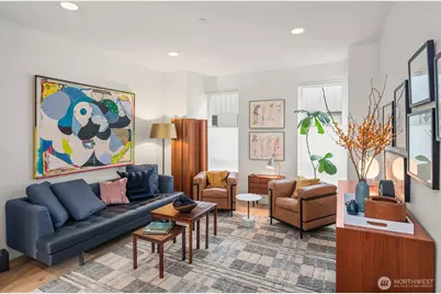 1117 A 34th Avenue, Seattle, WA 98122 - Photo 2