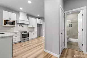 16823 Alder Way, Lynnwood, WA 98037 - Photo 8