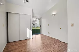 2524 NE 130th St, Seattle, WA 98125 - Photo 20