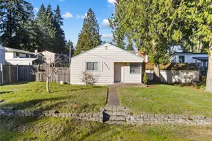 2524 NE 130th St, Seattle, WA 98125 - Photo 22