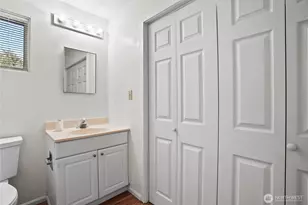 2524 NE 130th St, Seattle, WA 98125 - Photo 18