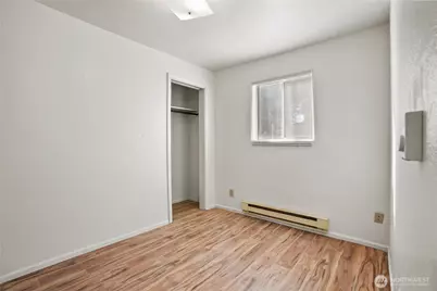 2524 NE 130th Street, Seattle, WA 98125 - Photo 16