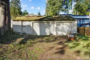 2524 NE 130th St, Seattle, WA 98125 - Photo 8