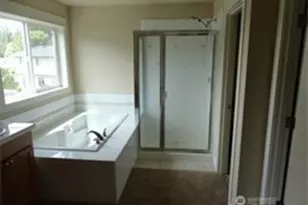 122 185th Pl SW, Bothell, WA 98012 - Photo 8