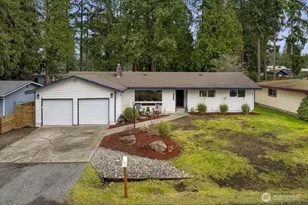 14230 143rd Ave SE, Renton, WA 98059 - Photo 2