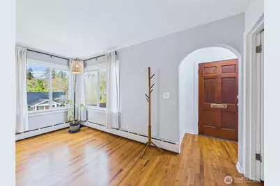 2103 E 21st Street, Bremerton, WA 98310 - Photo 4