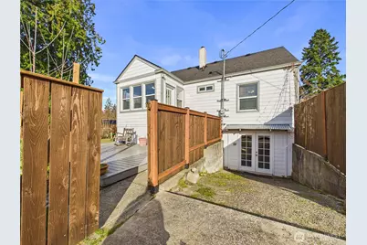 2103 E 21st Street, Bremerton, WA 98310 - Photo 28