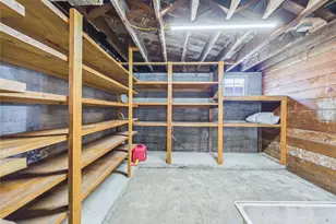 2103 E 21st St, Bremerton, WA 98310 - Photo 38