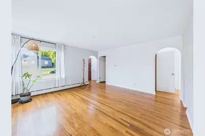 2103 E 21st Street, Bremerton, WA 98310 - Photo 8