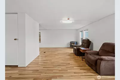 11040 14th Avenue SW, Seattle, WA 98146 - Photo 8