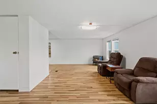 11040 14th Ave SW, Seattle, WA 98146 - Photo 8