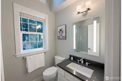 2111 9th Avenue W #24, Seattle, WA 98119 - Photo 14