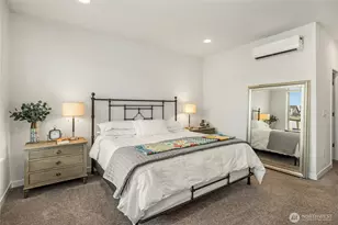 1027 6th Walk NE, Issaquah, WA 98029 - Photo 12