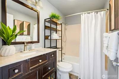 7027 210th Street SW #D, Lynnwood, WA 98036 - Photo 28