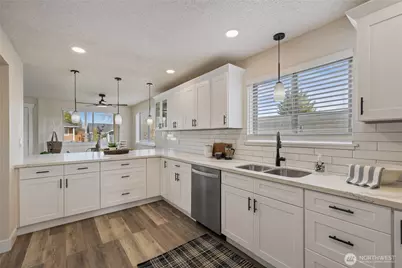 424 S 58th Street, Tacoma, WA 98408 - Photo 12