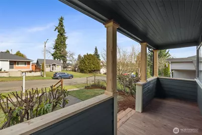 424 S 58th Street, Tacoma, WA 98408 - Photo 4