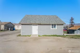 726 Methow St, Wenatchee, WA 98801 - Photo 12