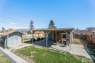 726 Methow St, Wenatchee, WA 98801 - Photo 6