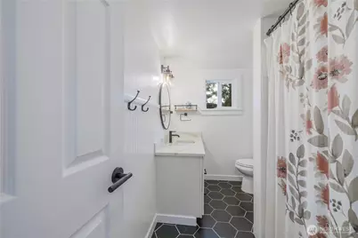 327 S Summit Avenue, Bremerton, WA 98312 - Photo 16