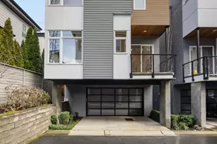 315 State Street S, Kirkland, WA 98033 - Photo 2