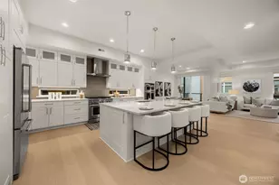 315 State Street S, Kirkland, WA 98033 - Photo 6