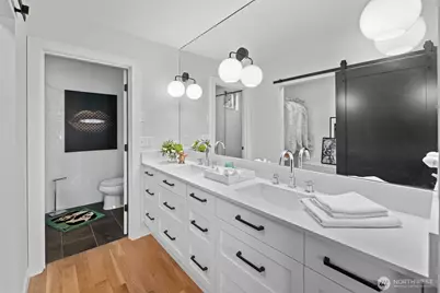 1536 15th Avenue E, Seattle, WA 98112 - Photo 20