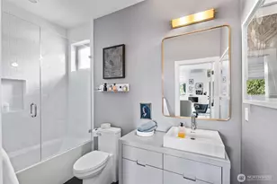 1536 15th Ave E, Seattle, WA 98112 - Photo 24